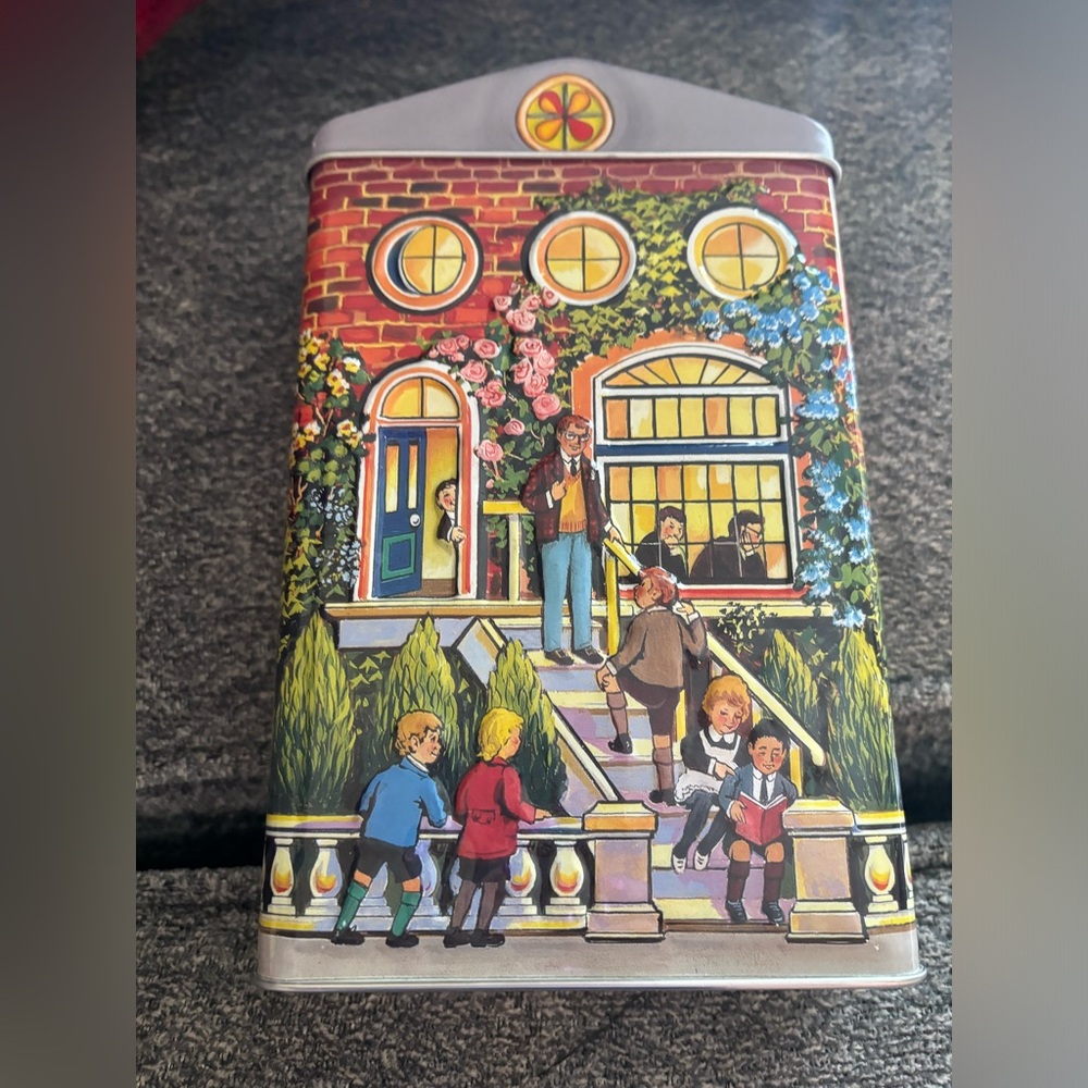 Collector tin